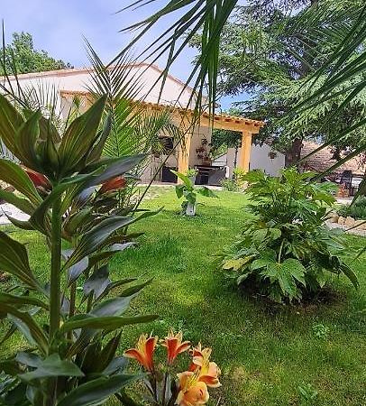 Gite Les 2 Cedres Villa Cardet Buitenkant foto